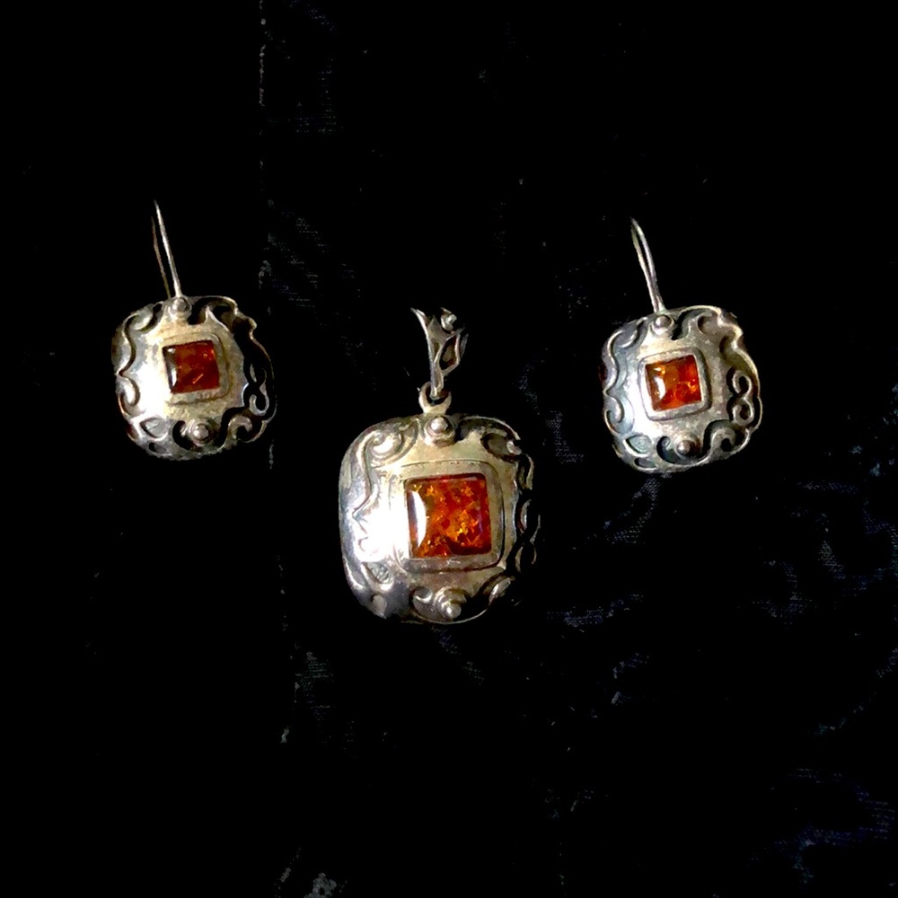Silpada Retired Necklace/Earrings